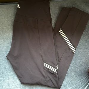 Black and white adidas leggings